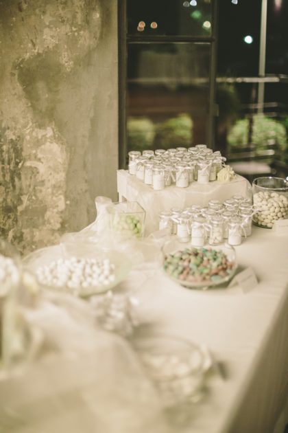 confettata sposi Margherita e Francesco a Le Officine del Volo