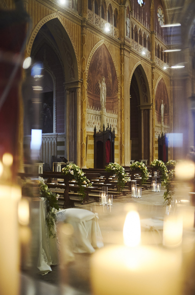 Allestimento navata Chiesa, matrimonio Ambra e Lorenzo